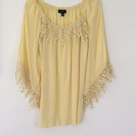 Woman’s Melissa Paige Boho Blouse Size S/P Color Yellow #04 - Picture 4 of 9